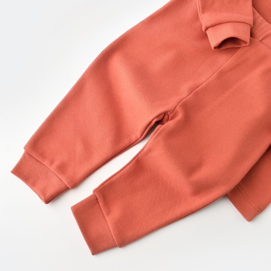 INTERLOK Pants and T-shirt set in 100% organic cotton