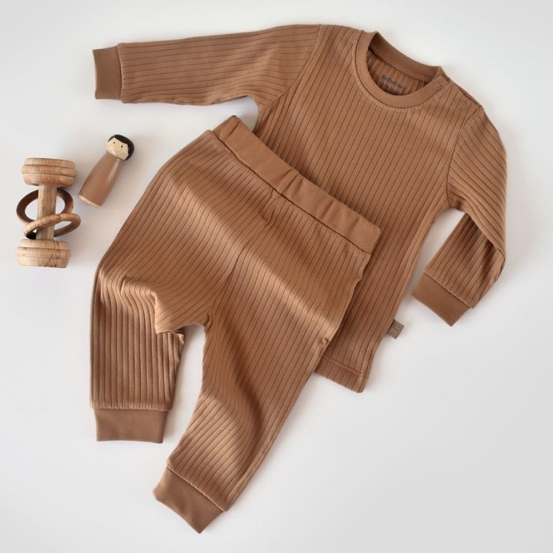 RIBANA Trousers and T-shirt set in 95% Organic Cotton 5% Elastane