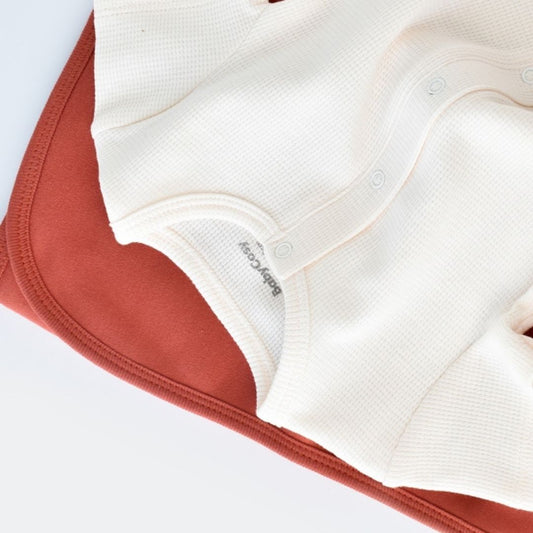 WAFFLE Short-sleeved romper in 100% Organic Cotton