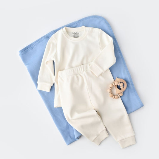 INTERLOK Hosen- und T-Shirt-Set aus 100 % Bio-Baumwolle