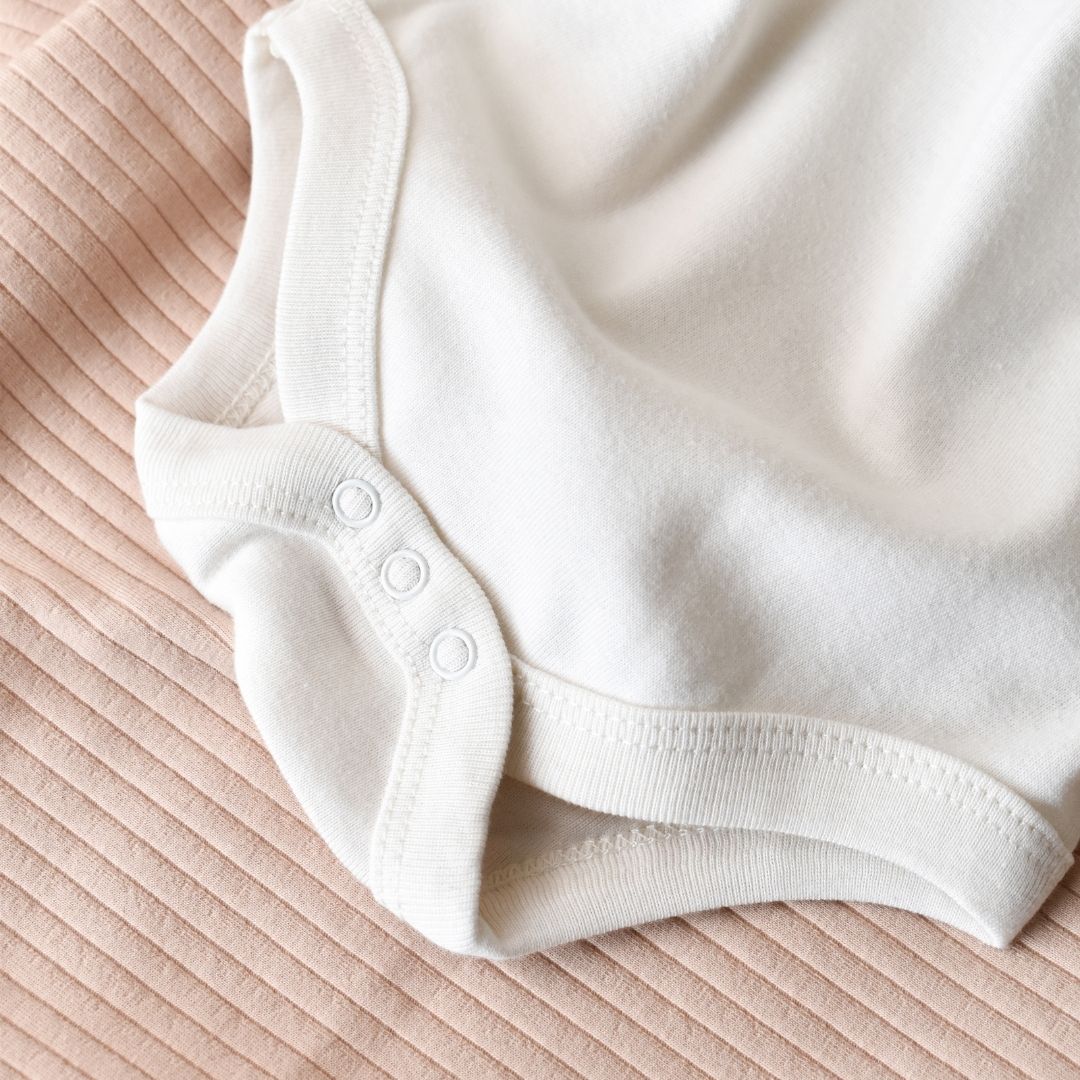 BASIC BODY with short sleeves in 100% organic cotton