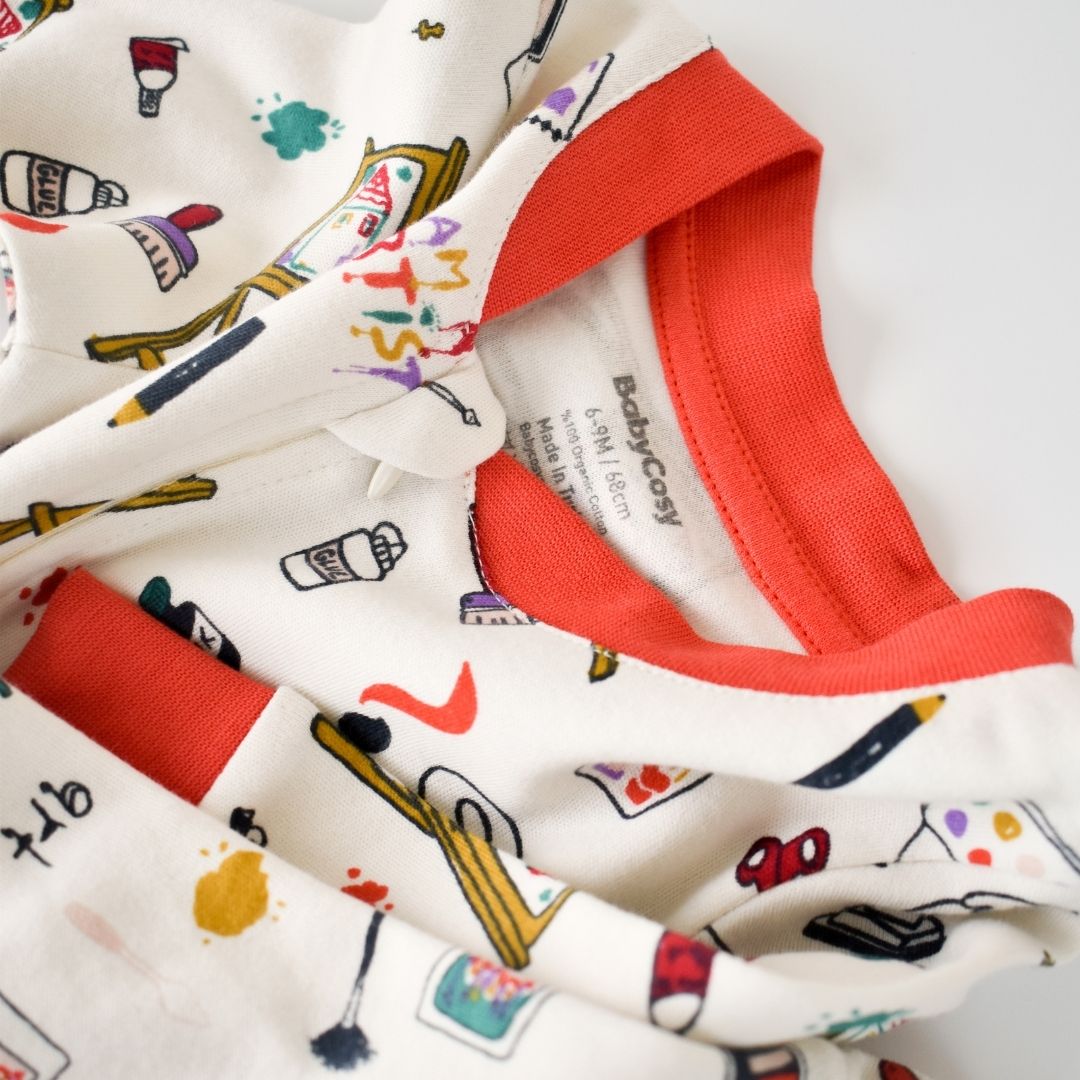 STATIONERY Onesie with feet in 100% Organic Cotton