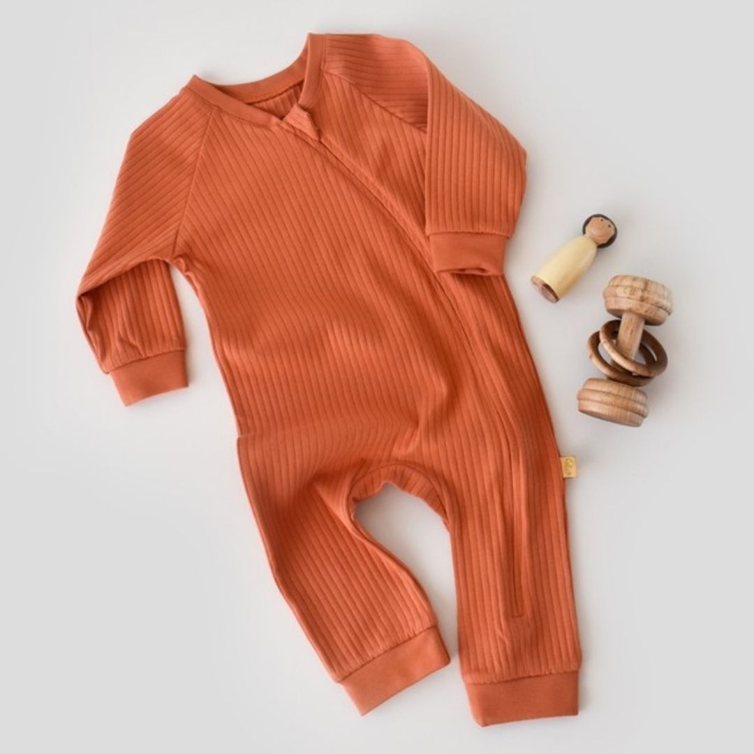 RIBANA Tutina con cerniera in %95 Cotone Organico - 5% Elastan