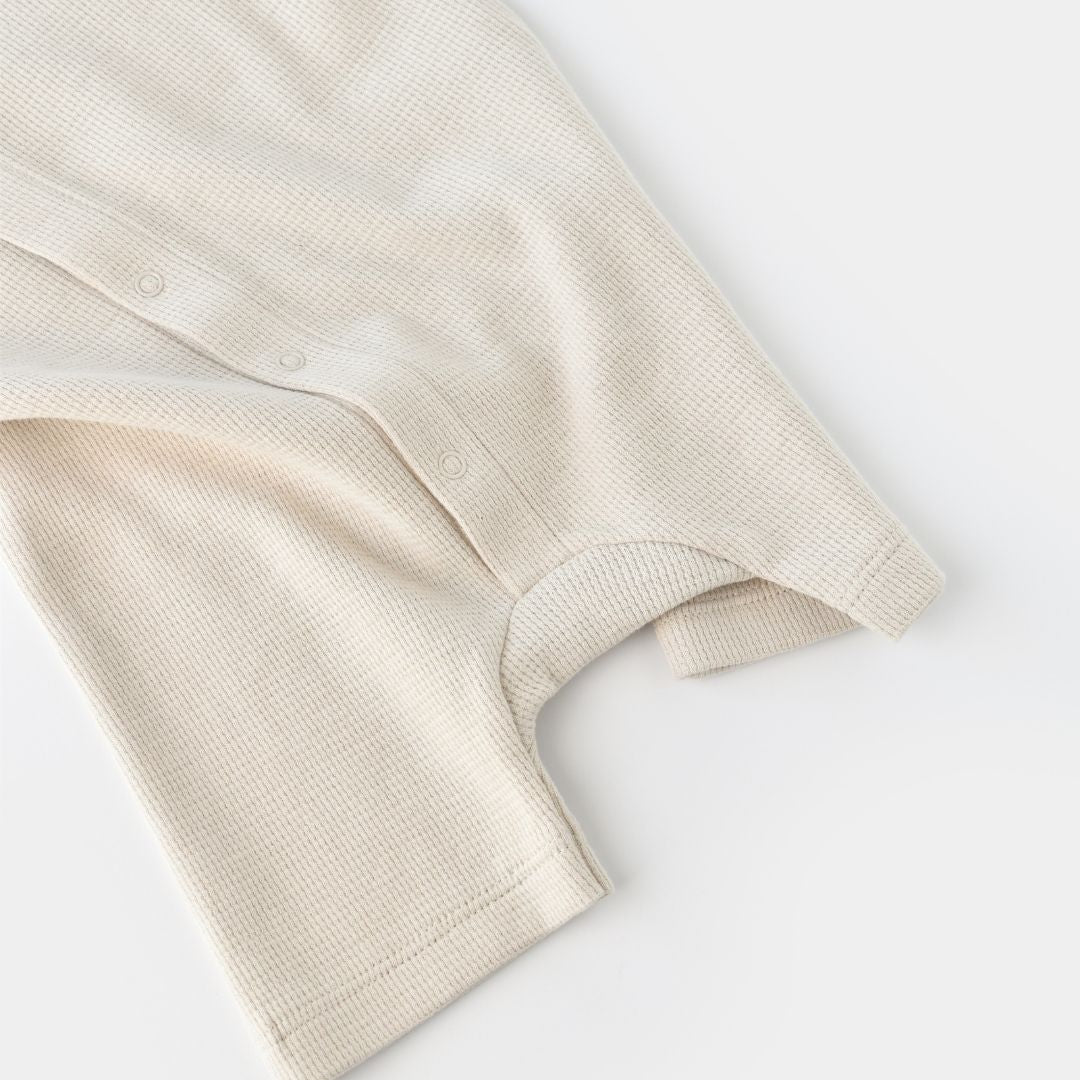 WAFFLE Short sleeveless onesie in 100% Organic Cotton
